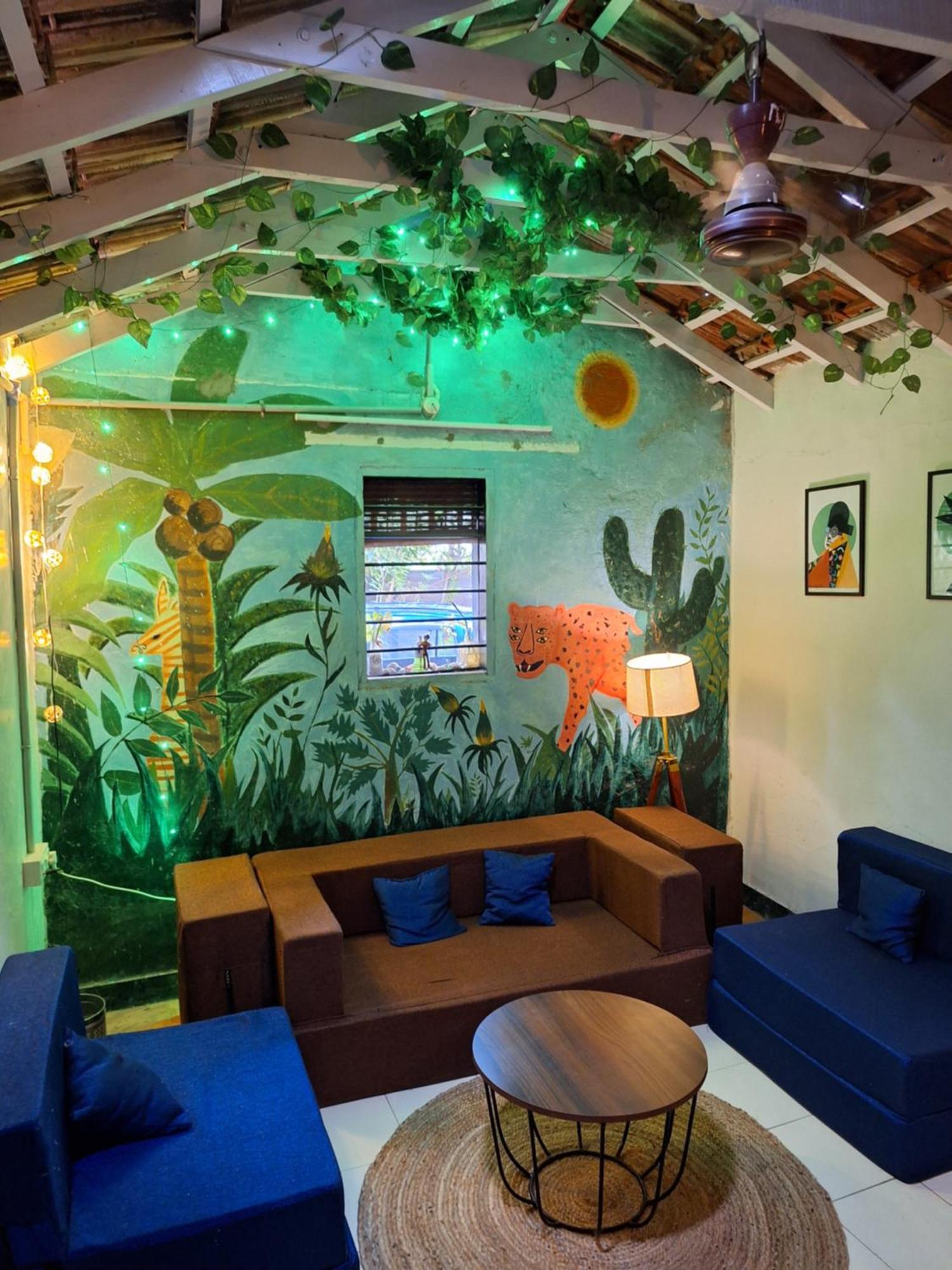 Hotel The Lazy Palm Shack Coimbatore Esterno foto